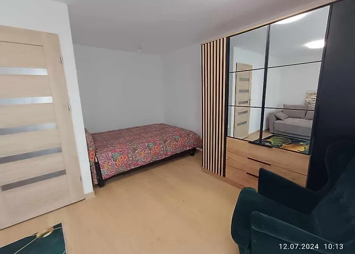 Za Zamkiem 2